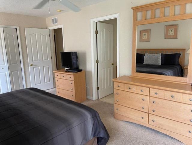Four-Bedroom Townhome ดาเวนพอร์ต ภายนอก รูปภาพ