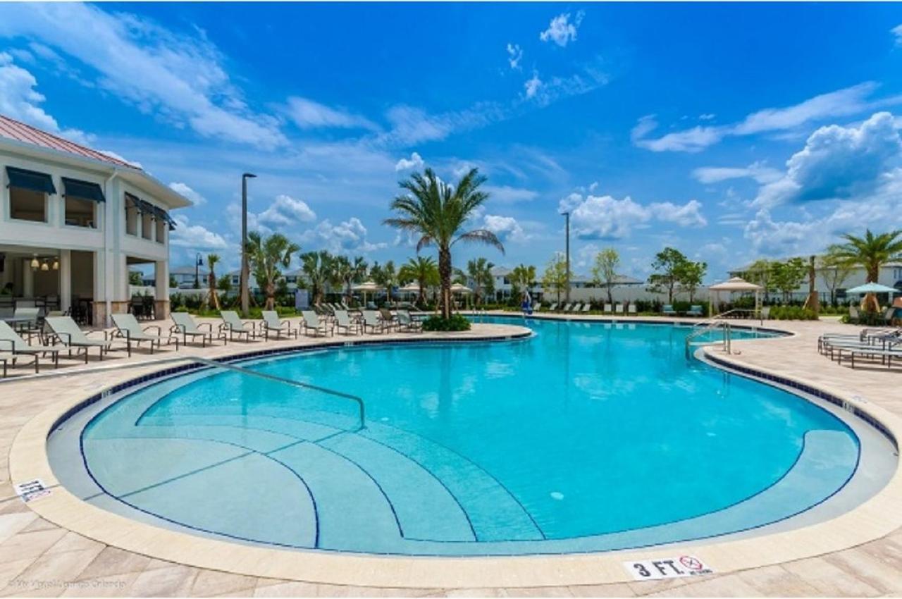Four-Bedroom Townhome ดาเวนพอร์ต ภายนอก รูปภาพ