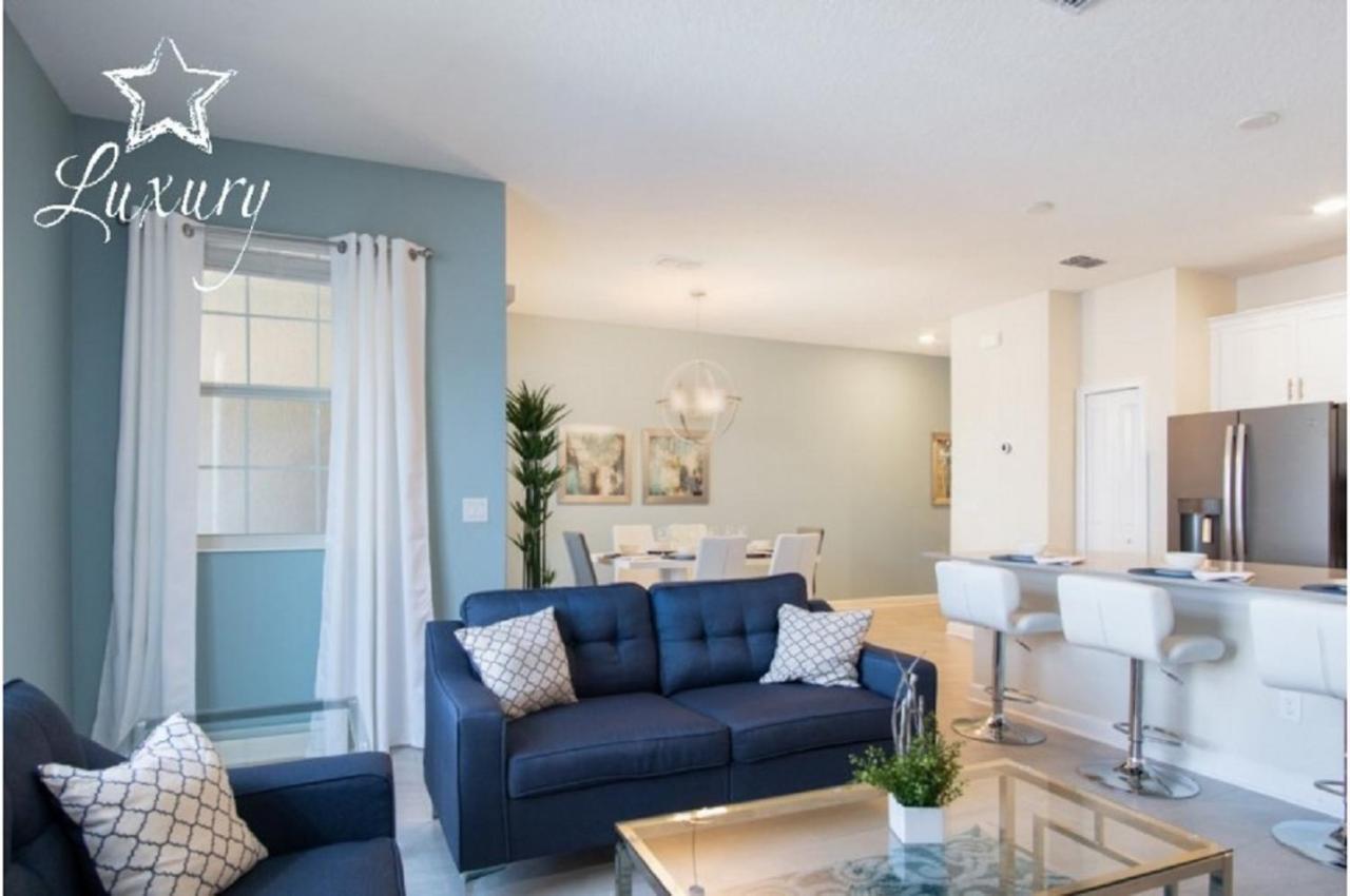 Four-Bedroom Townhome ดาเวนพอร์ต ภายนอก รูปภาพ